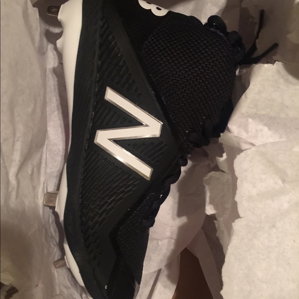 New Balance Metal Cleats new in box
